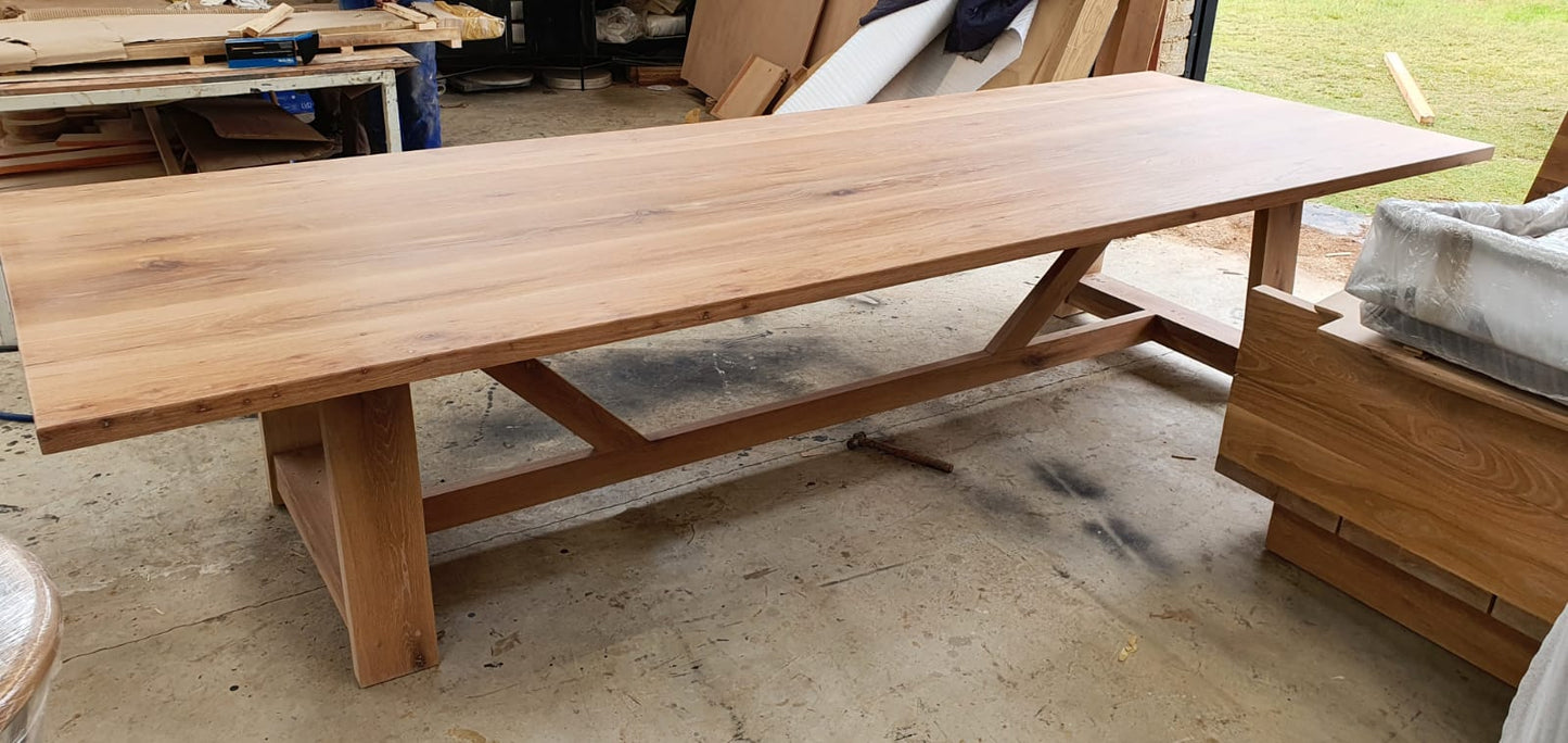 Dave Dining Table (Solid Oak)