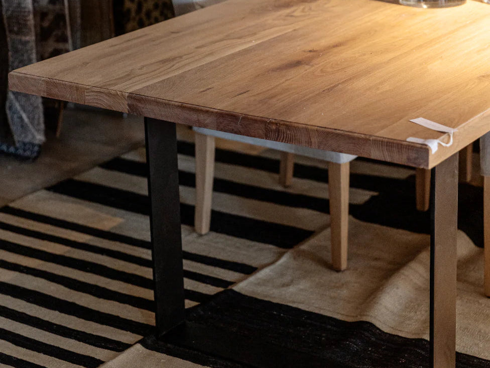 Dave Dining Table