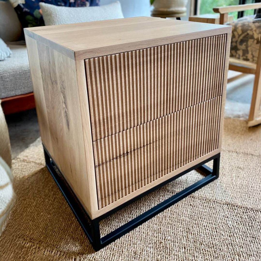 Oliver Pedestal