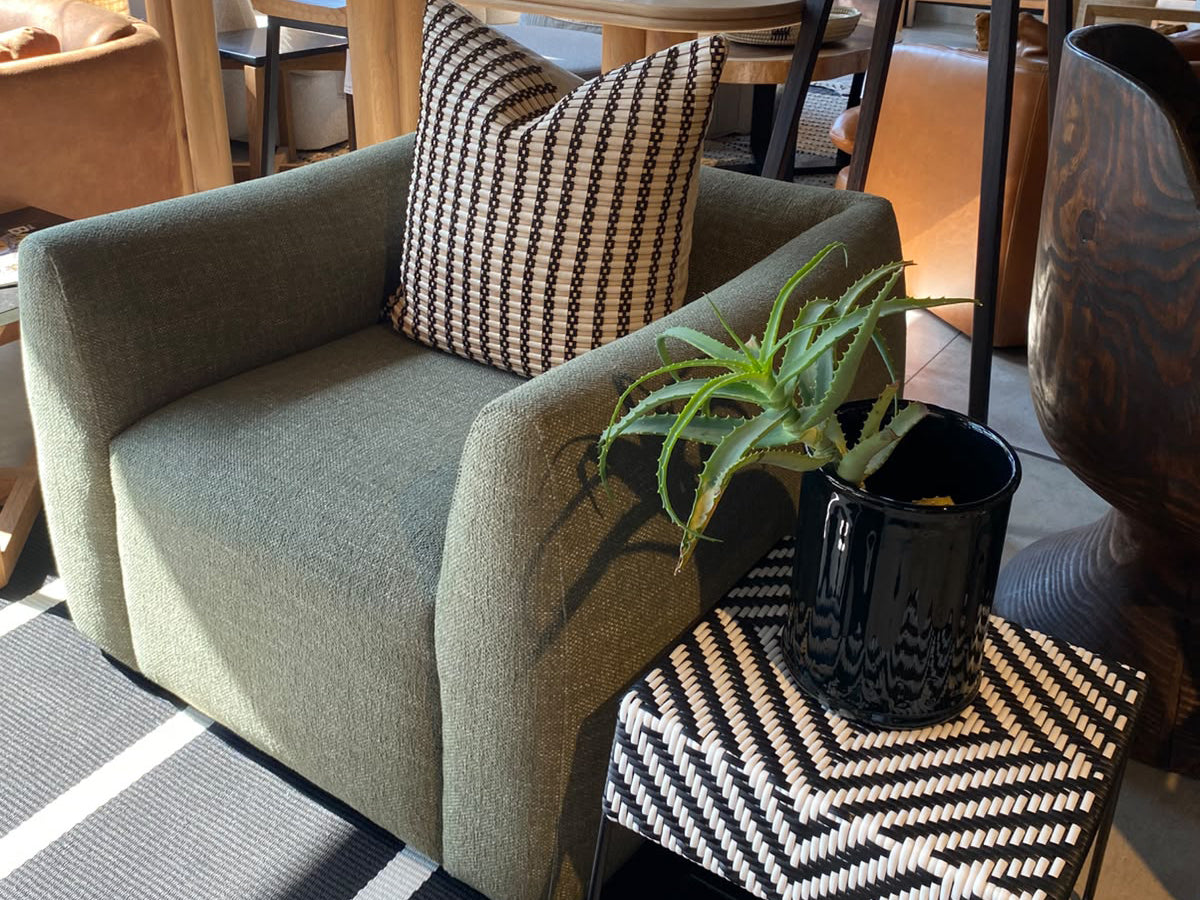 Vida Chair