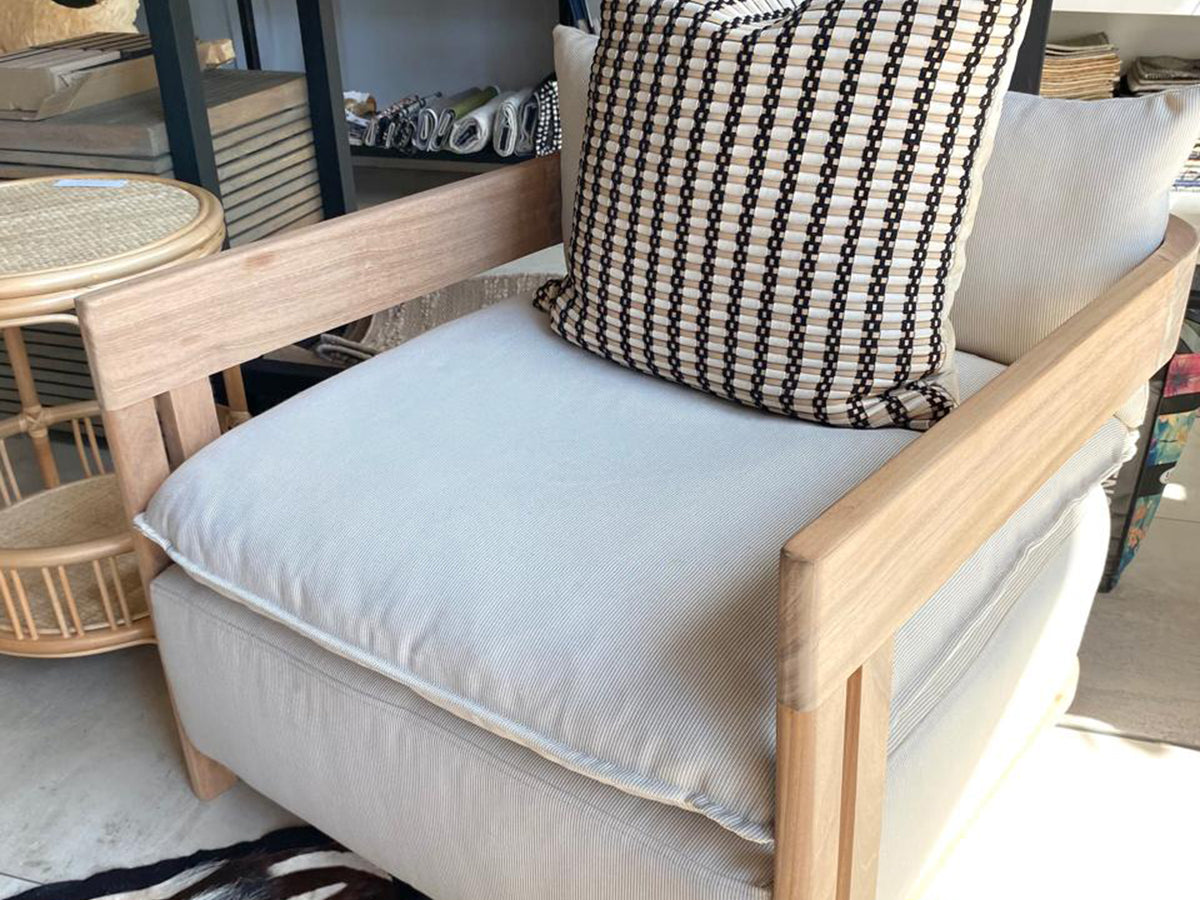 Curve Outdoor Chair