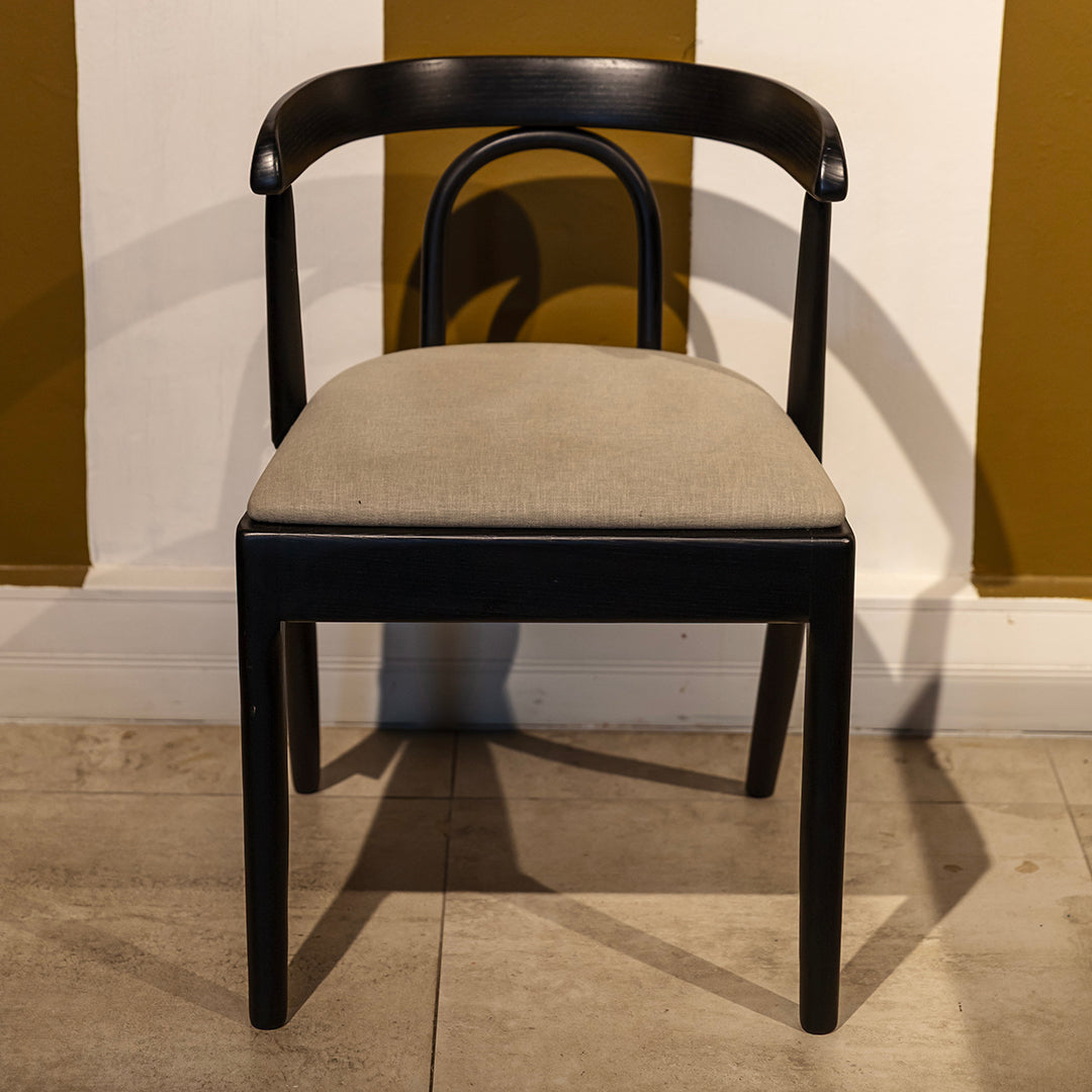 Alta Chair
