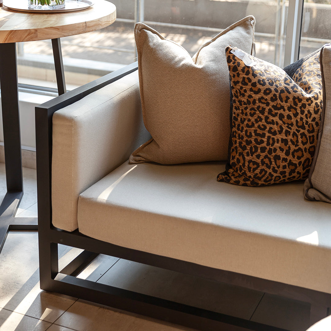 Outdoor Carla Sofa