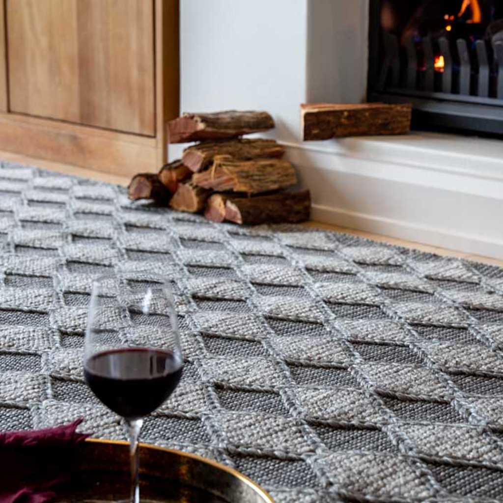 Luxe Woolen Rug