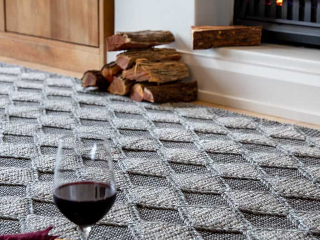 Luxe Woolen Rug