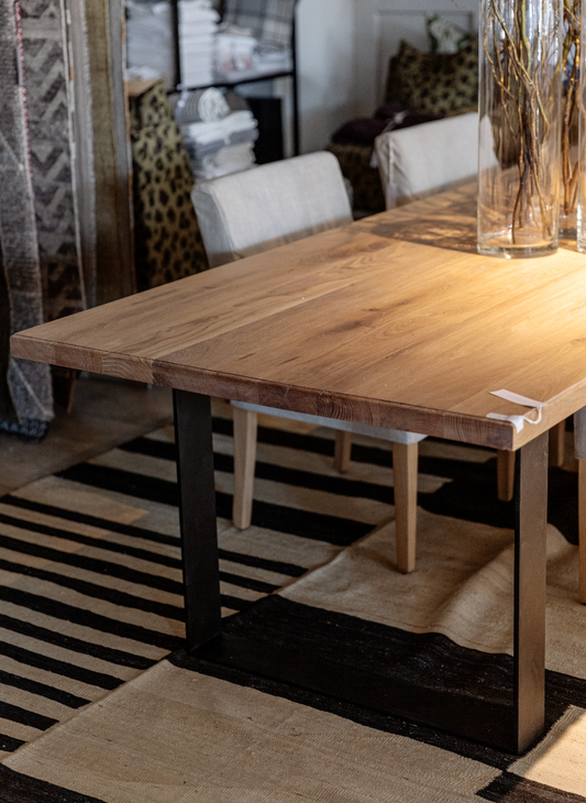 Dave Dining Table (Solid Oak)